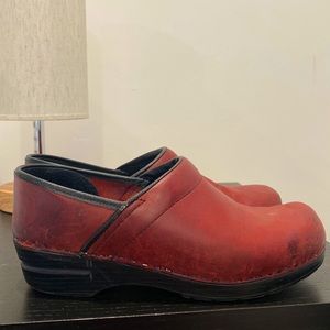 Dansko full leather clog 39